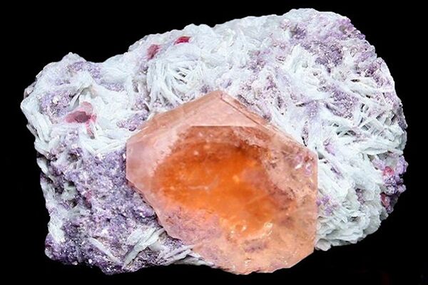 Example of a natural Morganite mined in USA