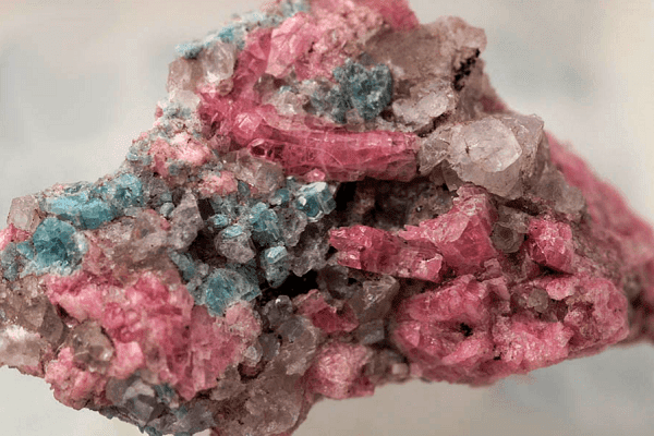 Example of a natural Thulite mined in Norway
