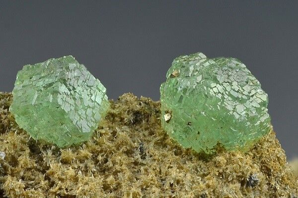 Little globes of Prehnite