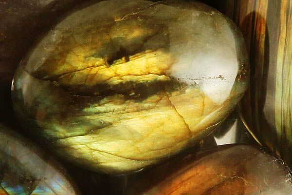 Close up of tumbled Labradorite