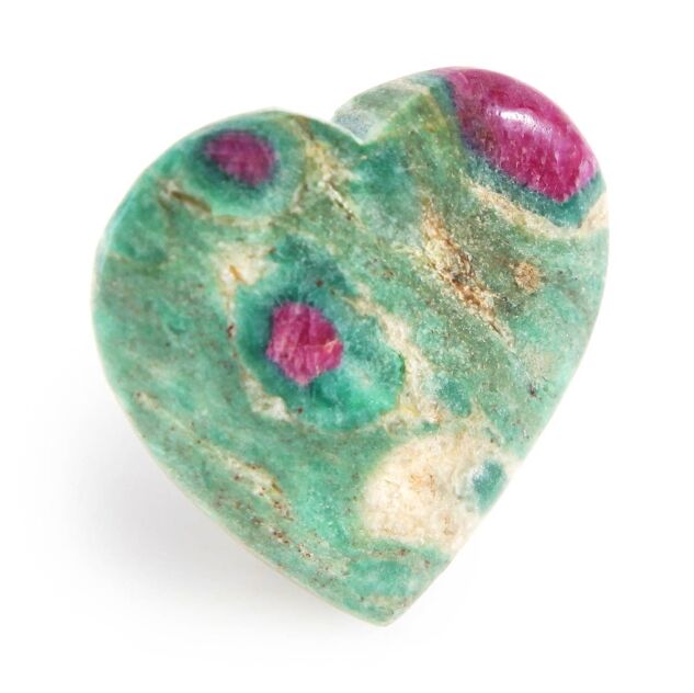 Flat Ruby Fuchsite heart, perfectly smooth with a softly rounded tip. Bright green with white veins and vivid pink ruby inclusions