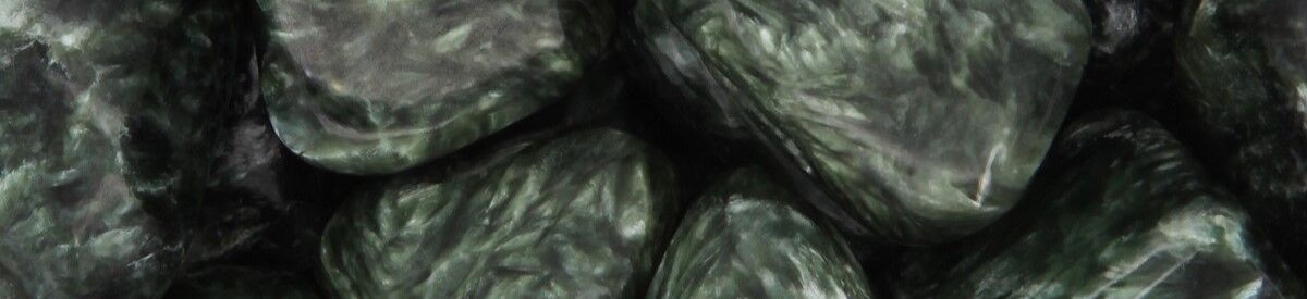 Seraphinite -1200 Close up of tumbled Seraphinite