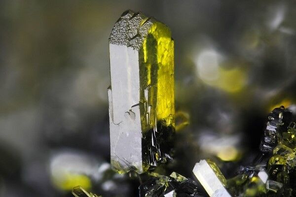 Example of a natural Epidote mined in Austria