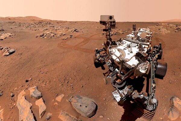 Perseverance Mars Rover taking a selfie