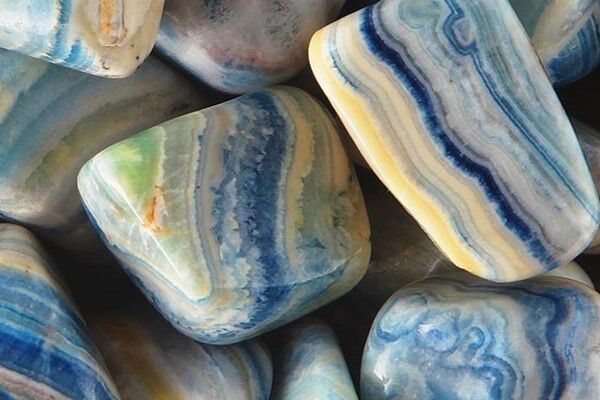 Close up of tumbled Scheelite Lace